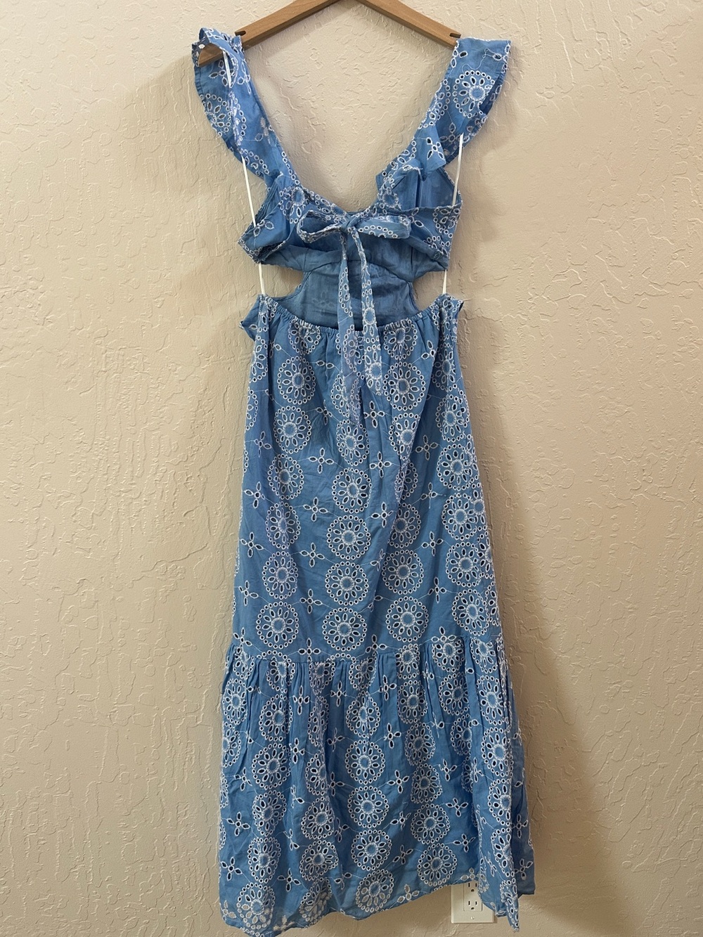 NWT Mango JULIET Openwork Detail Eyelet Ruffle Maxi Dress in Sky Blue - Picture 9 of 11